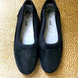 Clarks shoes wide width🥿